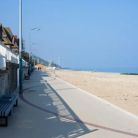 Très bel appartement idéal couple et famille Villers-sur-Mer Extérieur photo